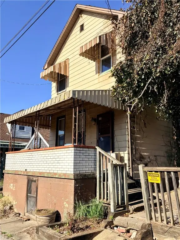 807 Hazlett Avenue, Brackenridge, PA 15014 - Image #2