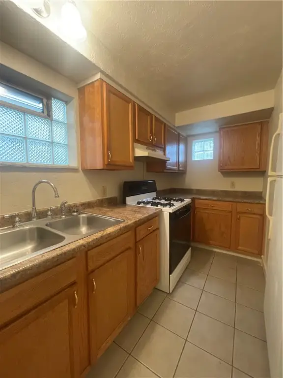 234 Tarragonna St, Pittsburgh, PA 15210 - Image #2