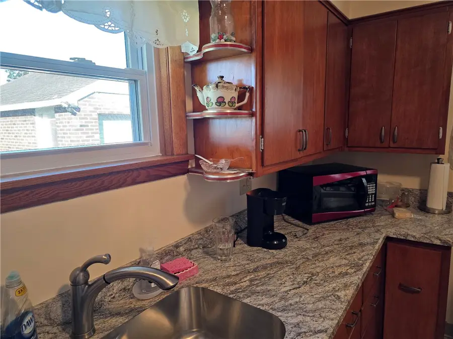 745 Castle Street, New Castle, PA 16101 - Image #3