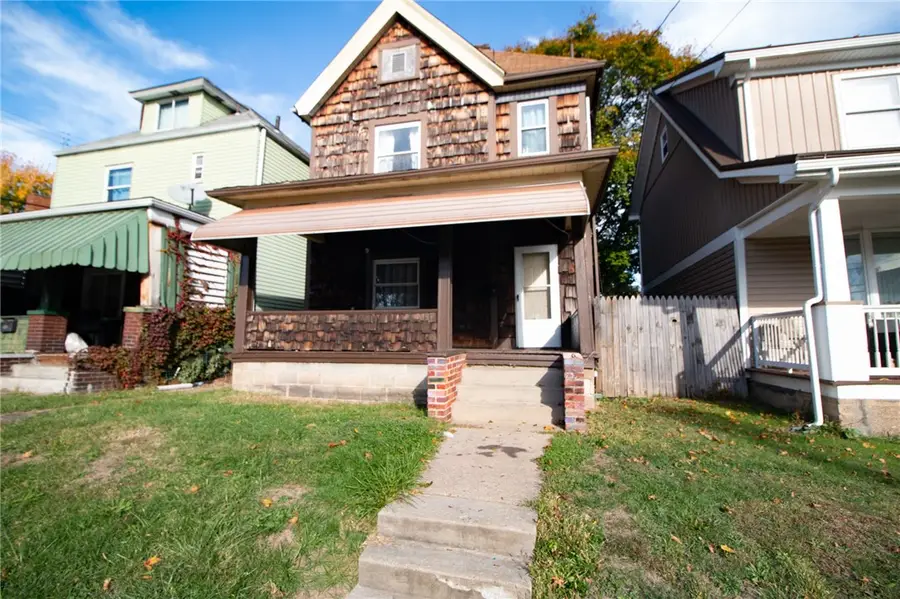 2403 Grandview Ave, McKeesport, PA 15132 - Image #2