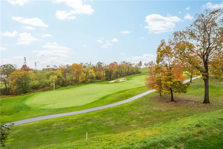 234 Cypress Knoll Drive, Ohio, PA 15143 - Image #2