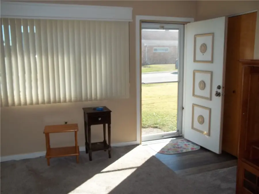 126 May Ave, Bridgeville, PA 15017 - Image #2