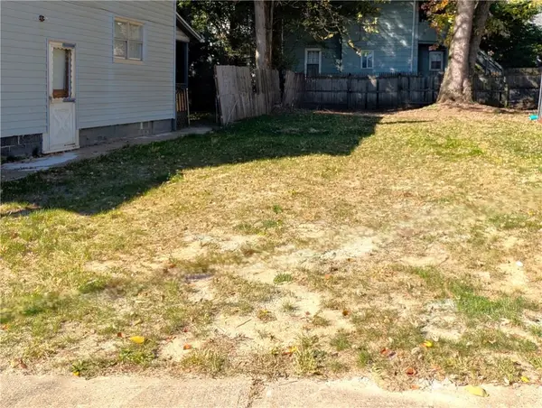 305 5th St, New Kensington, PA 15068