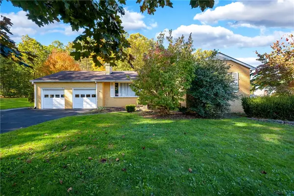 686 Christy, Hermitage, PA 16148