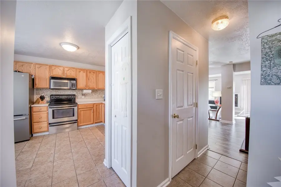 516 Moore Ave, Canonsburg, PA 15317 - Image #2