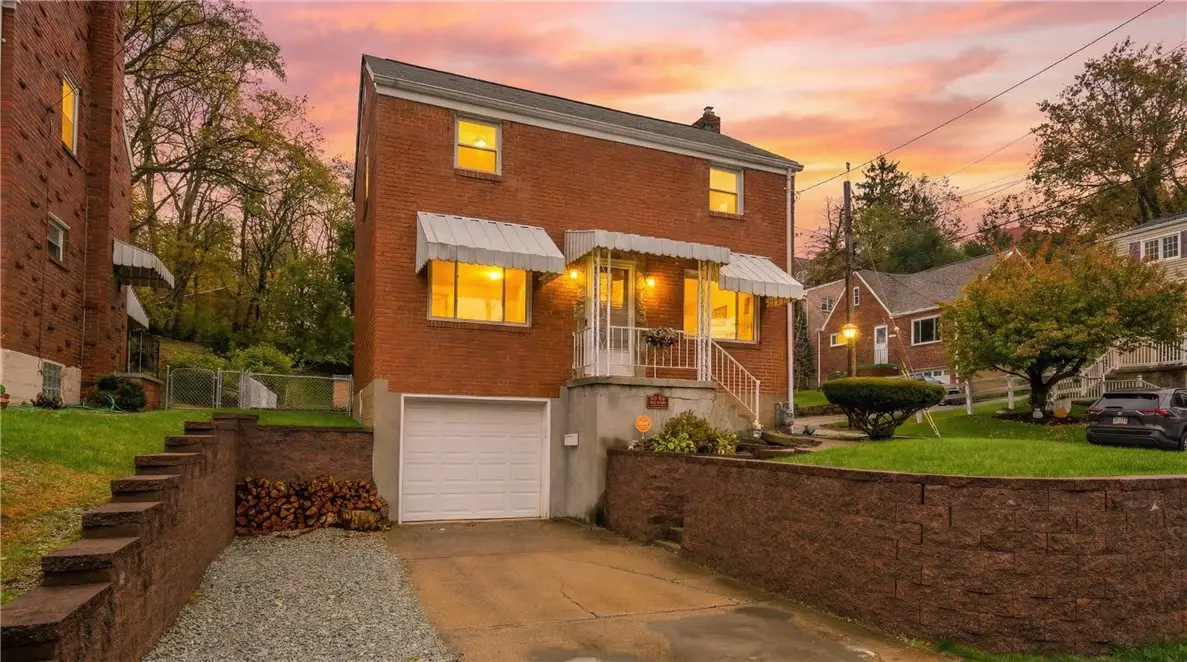 3613 Kaufmann Ave, Brentwood, PA 15227 - Image #1