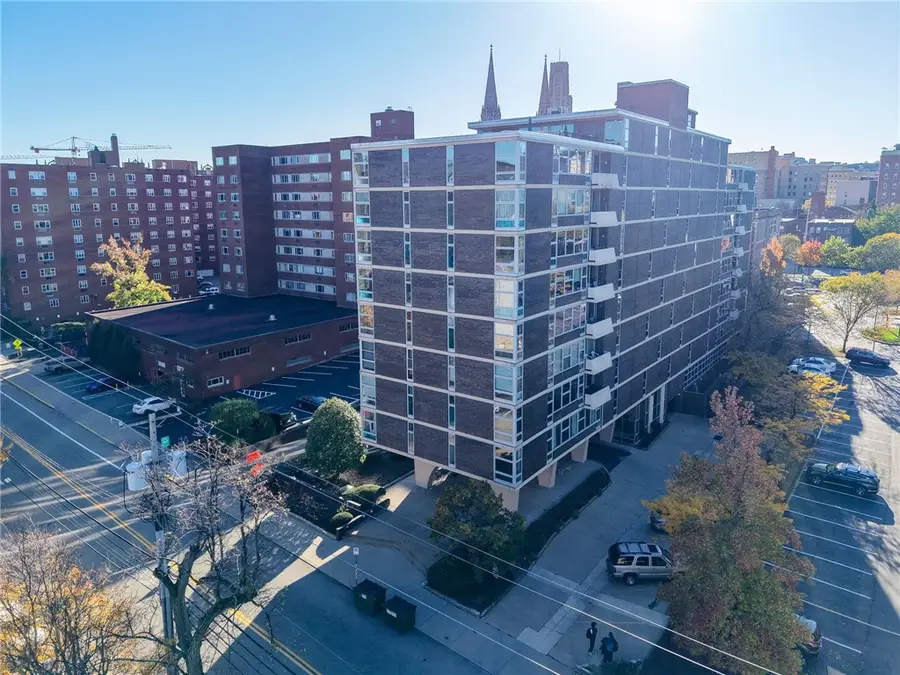 552 N Neville St #PH2, Pittsburgh, PA 15213 - Image #2