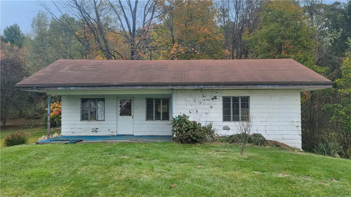 127 North Dr, Middlesex, PA 16059 - Image #1