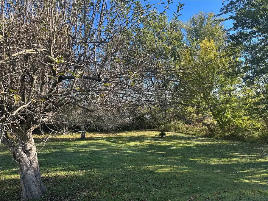 905 Terrace Dr, Latrobe, PA 15650 - Image #2