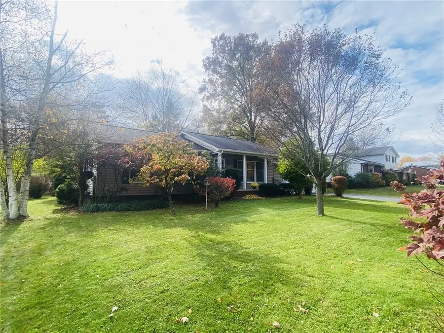 334 Roberts Lane, Neshannock Township, PA 16105 - Image #2