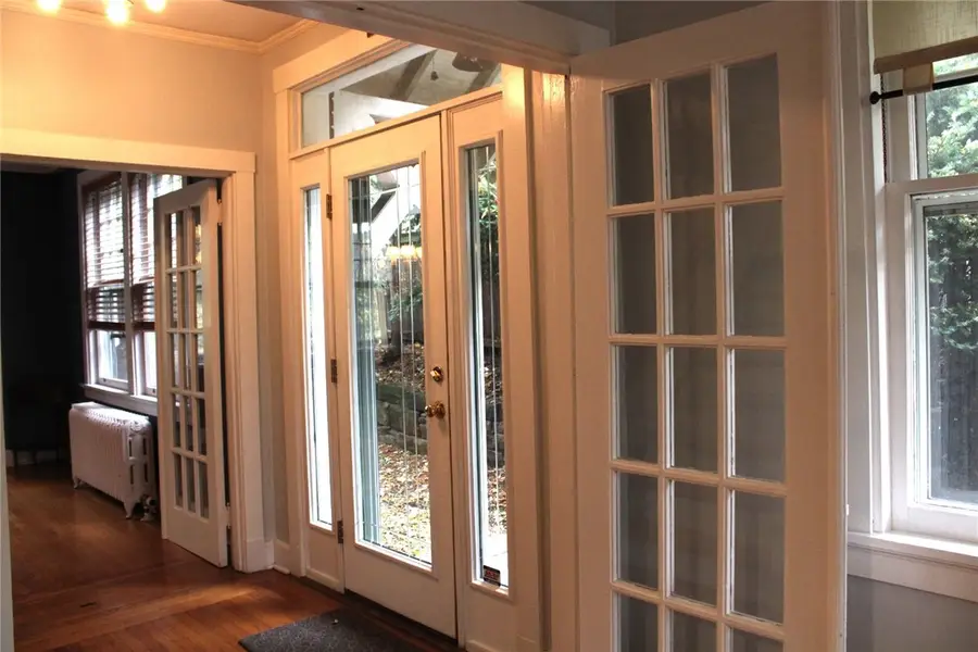 431 Locust St, Edgewood, PA 15218 - Image #3