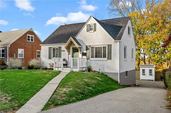 1482 Blossom Hill Rd, Castle Shannon, PA 15234