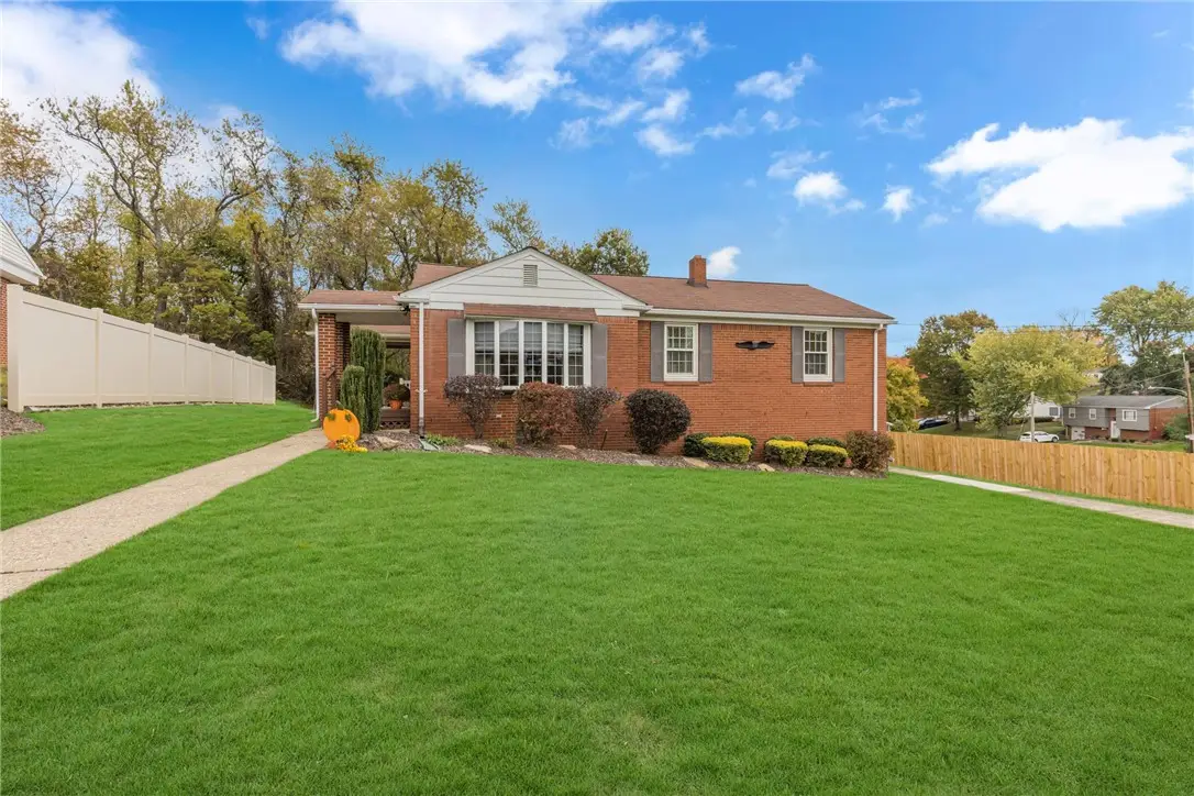 5228 Webb St, Hopewell, PA 15001 - Image #1