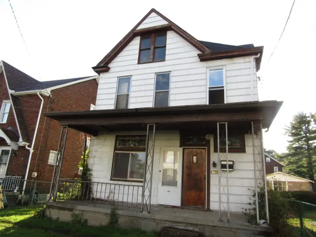 1219 Tweed St, Pittsburgh, PA 15204 - Image #1