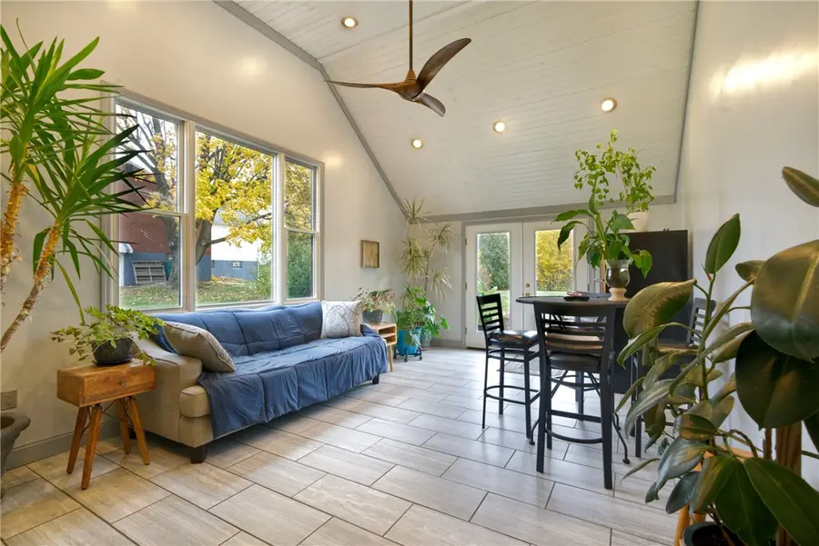 110 Orchard Ln, Center, PA 16001 - Image #2