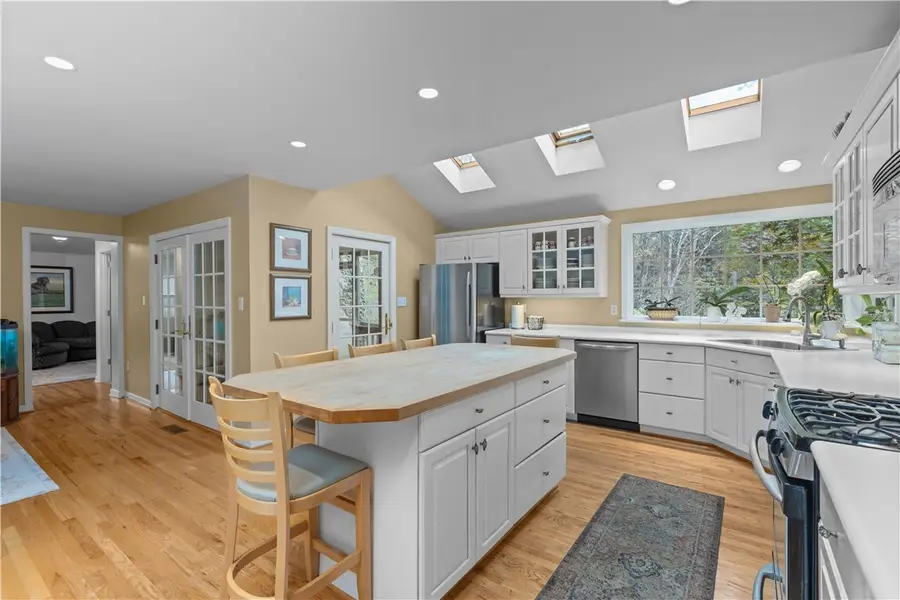 3001 Swansea Crescent W, Hampton, PA 15101 - Image #3