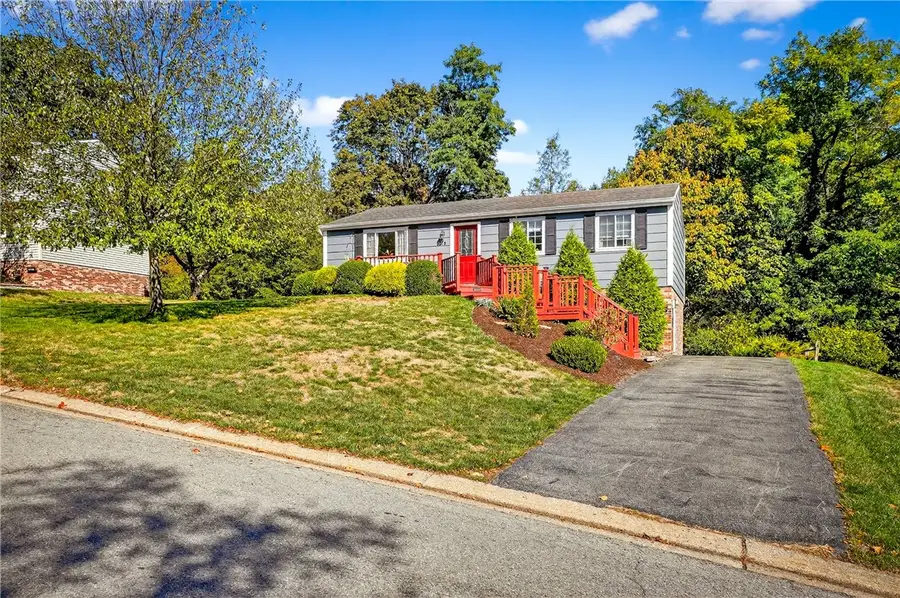 1015 Highfield Rd, Bethel Park, PA 15102 - Image #2