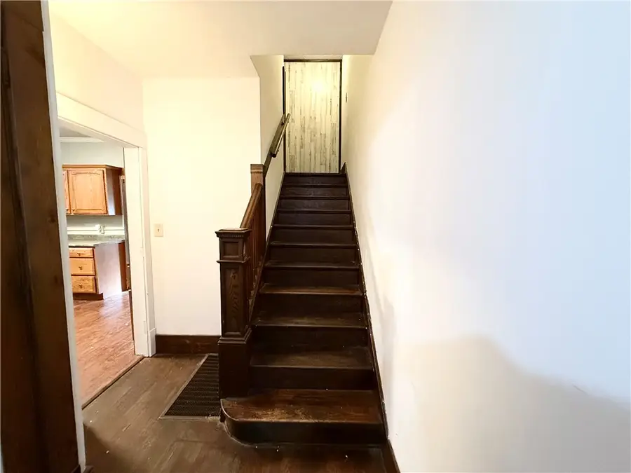 92 Euclid Ave, Sharon, PA 16146 - Image #2