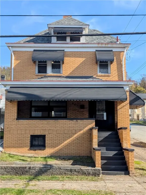 643 Indiana Ave, Glassport, PA 15045 - #2