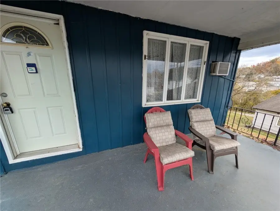 105 Donahoe St, Avella, PA 15312 - Image #2