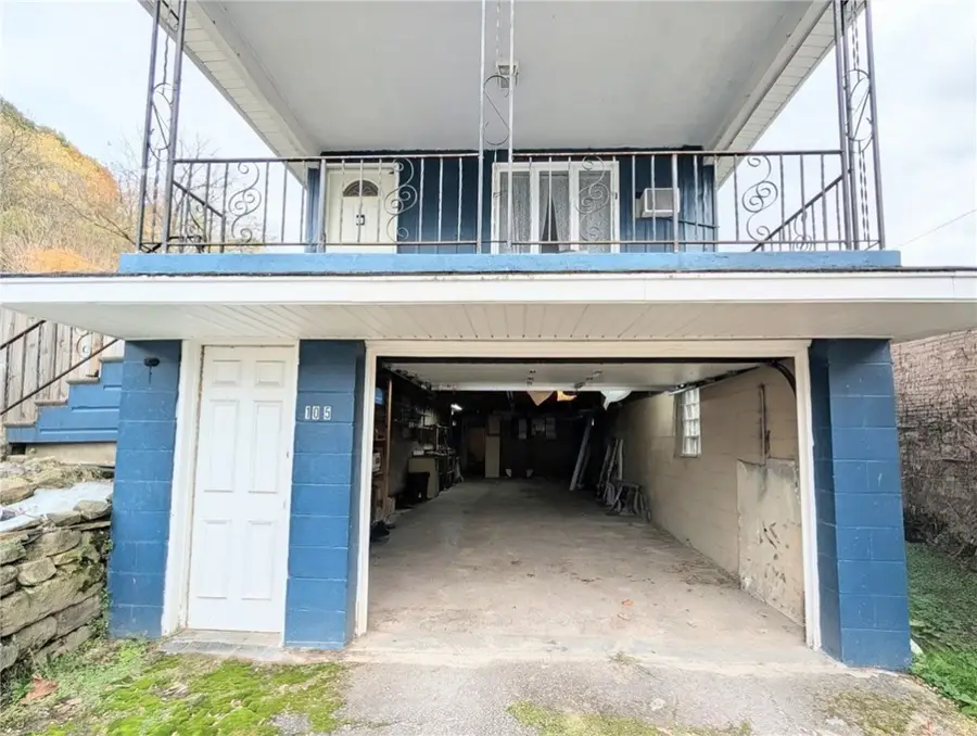 105 Donahoe St, Avella, PA 15312 - Image #3