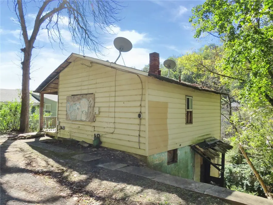 311 Run St, Carnegie, PA 15106 - Image #2