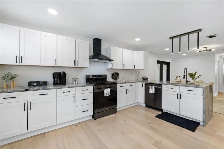 1112 James St, Pittsburgh, PA 15212 - Image #3