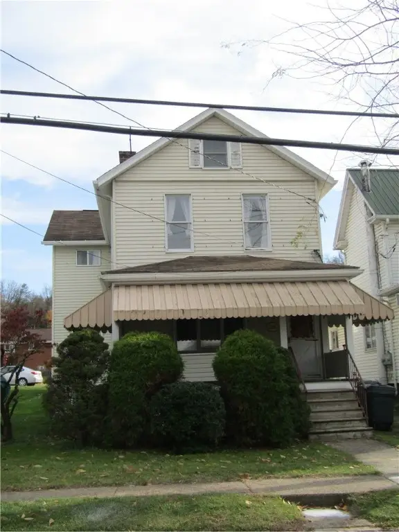 225 2nd St, Smithton, PA 15479 - Image #2