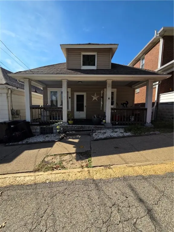 11 Bellevue Ave, West View, PA 15229