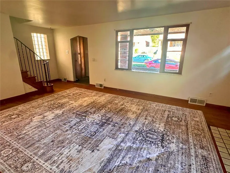 740 St Clair Ave, Clairton, PA 15025 - Image #2