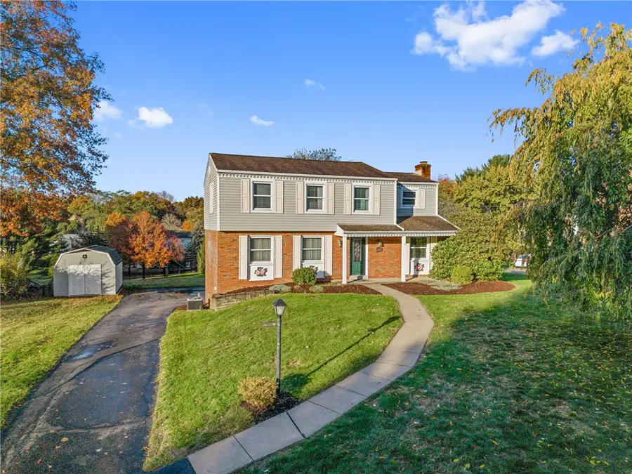 1537 King Charles Dr, Franklin Park, PA 15237 - Image #2