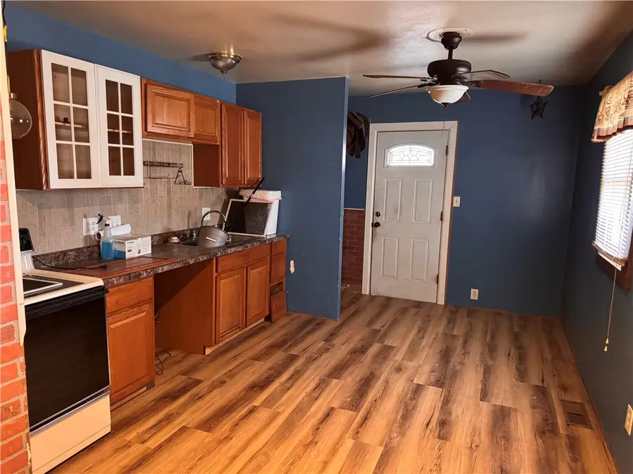 279 Fleming Way, Sharon, PA 16146 - Image #3