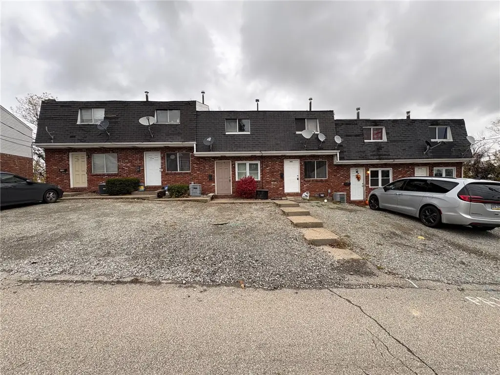 335-345 Dersam St, Port Vue, PA 15133 - Image #1