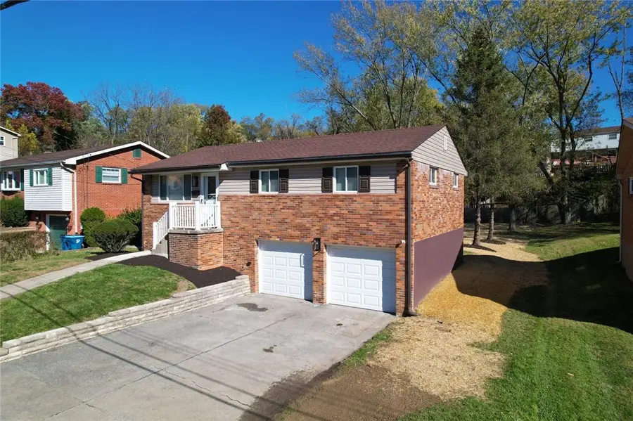 126 Yosemite Dr, Penn Hills, PA 15235 - Image #3