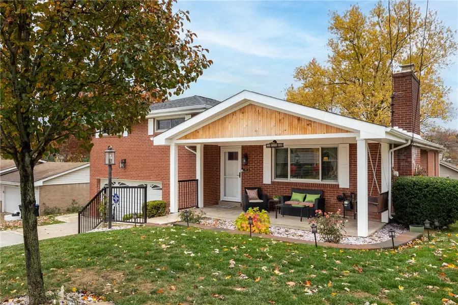 430 Amherst Ave, Carnot Moon, PA 15108 - Image #3