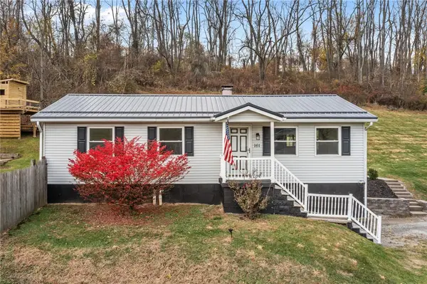 161 Petroleum Ave, Claysville, PA 15323