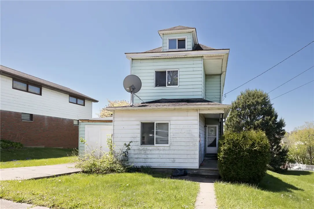 1113 Nash Ave, Monessen, PA 15062 - #1