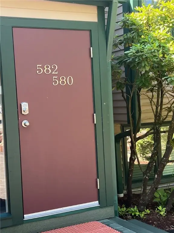 582 Laurel Pond, Farmington, PA 15437