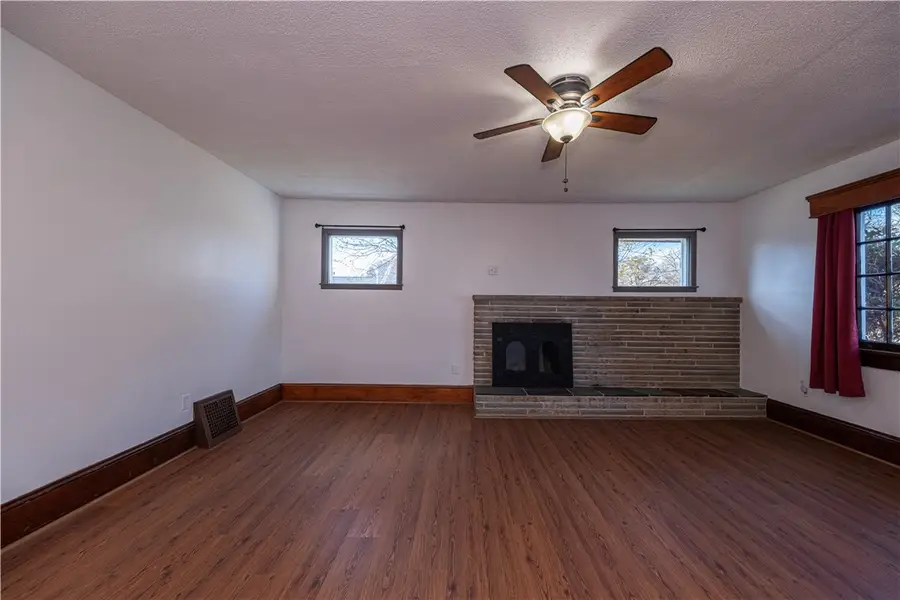 2333 Darlington Rd, Chippewa, PA 15010 - Image #3