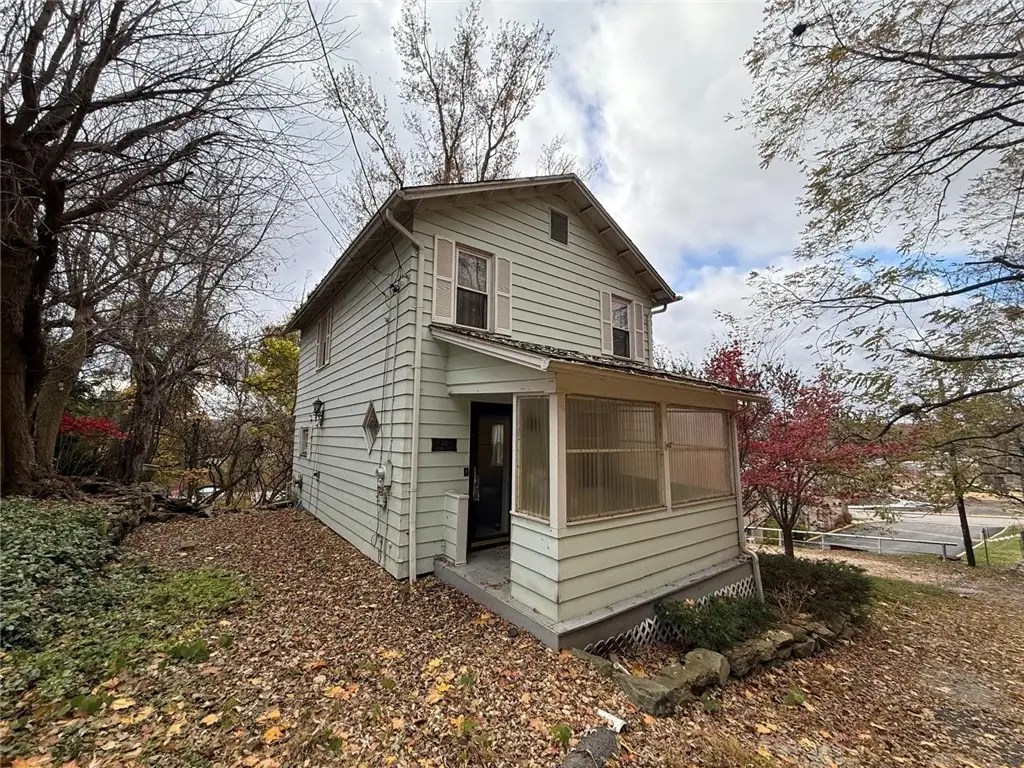 218 Cottage St, New Castle, PA 16101 - Image #1