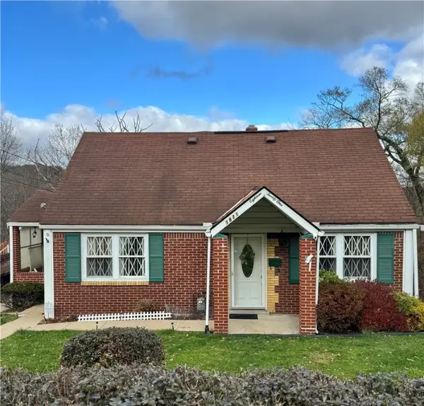 1821 Loretta Dr, Penn Hills, PA 15235