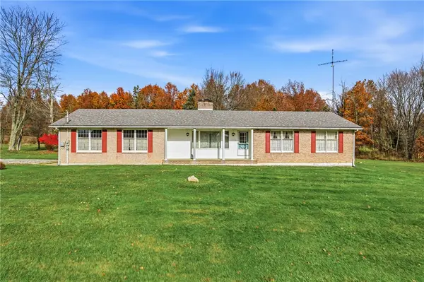 2635 S Keel Ridge Rd, Hermitage, PA 16148