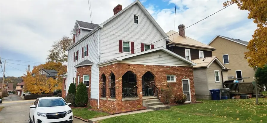 315 Fountain Avenue, Ellwood City, PA 16117 - Image #2