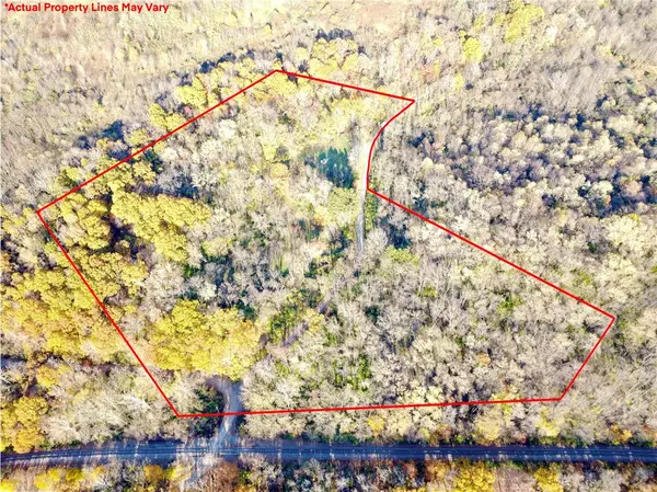 100-300 Tony Ditko Rd, Wampum, PA 16157