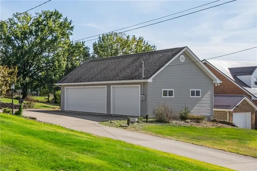 1116 Martin Dr, Canonsburg, PA 15317 - Image #3