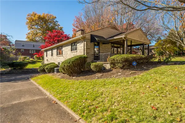 1751 Helen Drive, Mt Lebanon, PA 15216