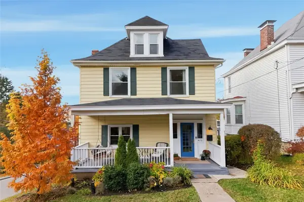 470 Kenmont Ave, Mt Lebanon, PA 15228