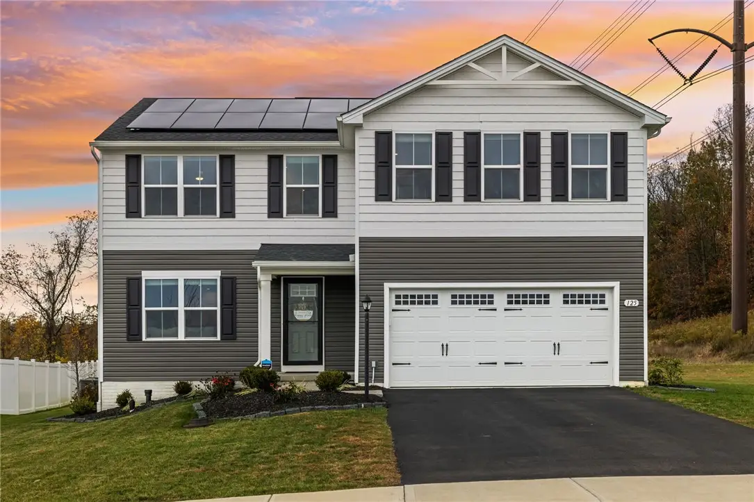 125 Alta Vista Dr, Imperial, PA 15126 - Image #1