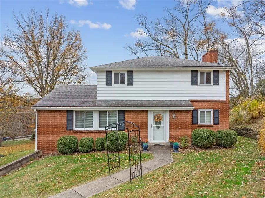 4691 Marjorie Dr, Murrysville, PA 15668 - Image #2