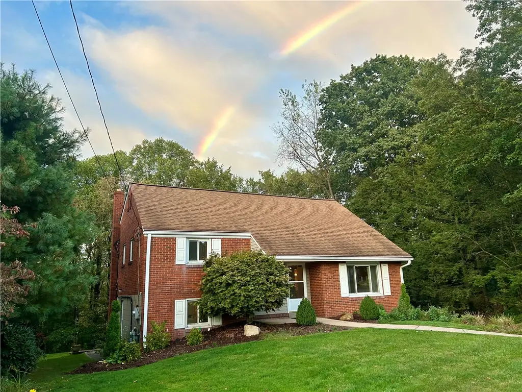 127 Surrey Drive, Murrysville, PA 15626 - Image #1